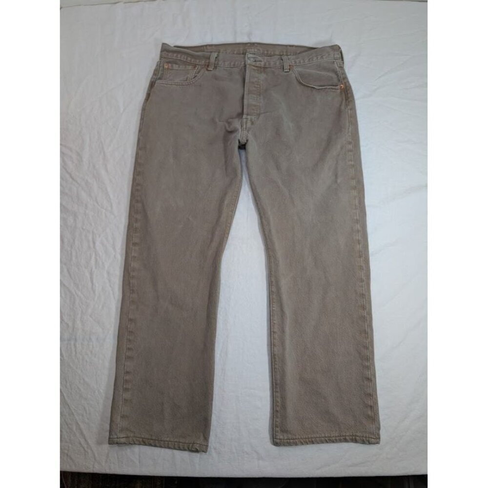 Levis 501 men's size 38 x 32 tan denim jeans straight leg 100% cotton G2